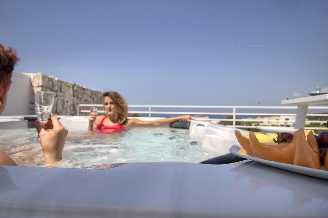 Jacuzzi Holiday Homes By Lovesud Santa Maria di Leuca Exteriér fotografie
