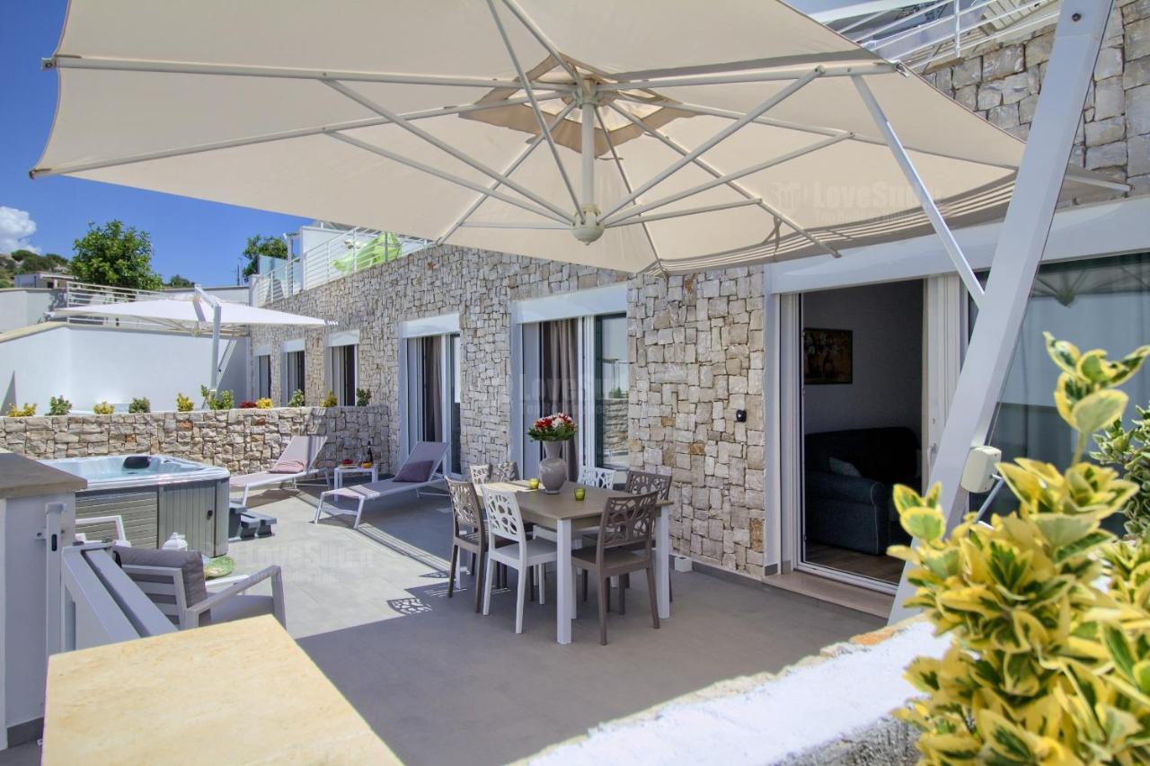 Jacuzzi Holiday Homes By Lovesud Santa Maria di Leuca Exteriér fotografie